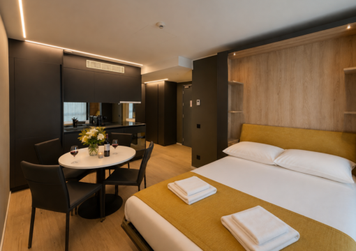 Mirror Suite