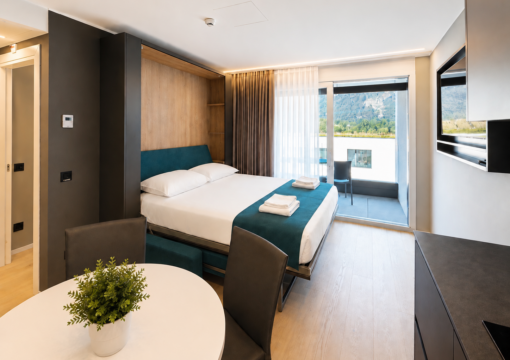 Double Suite