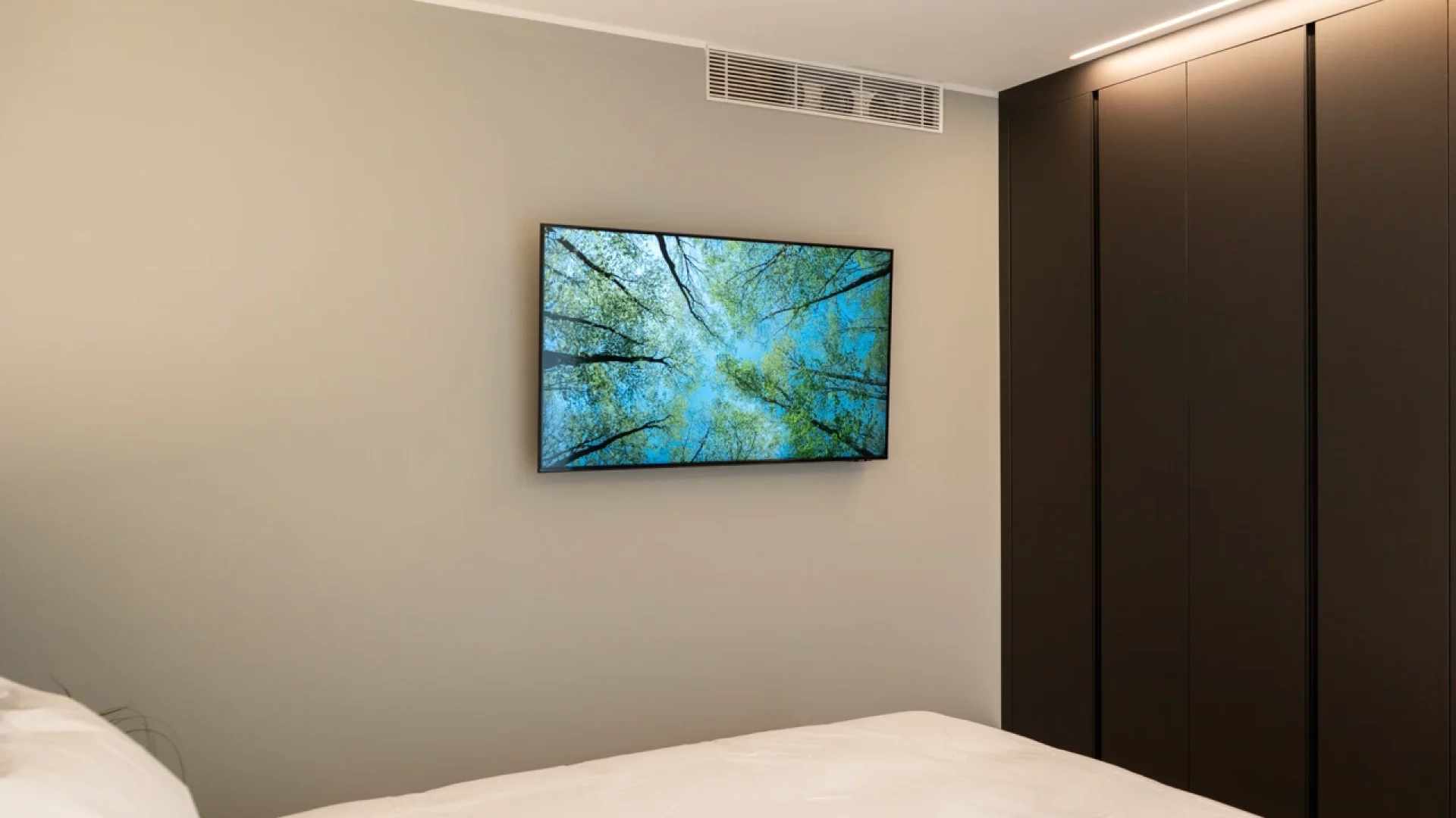 Corner Suite