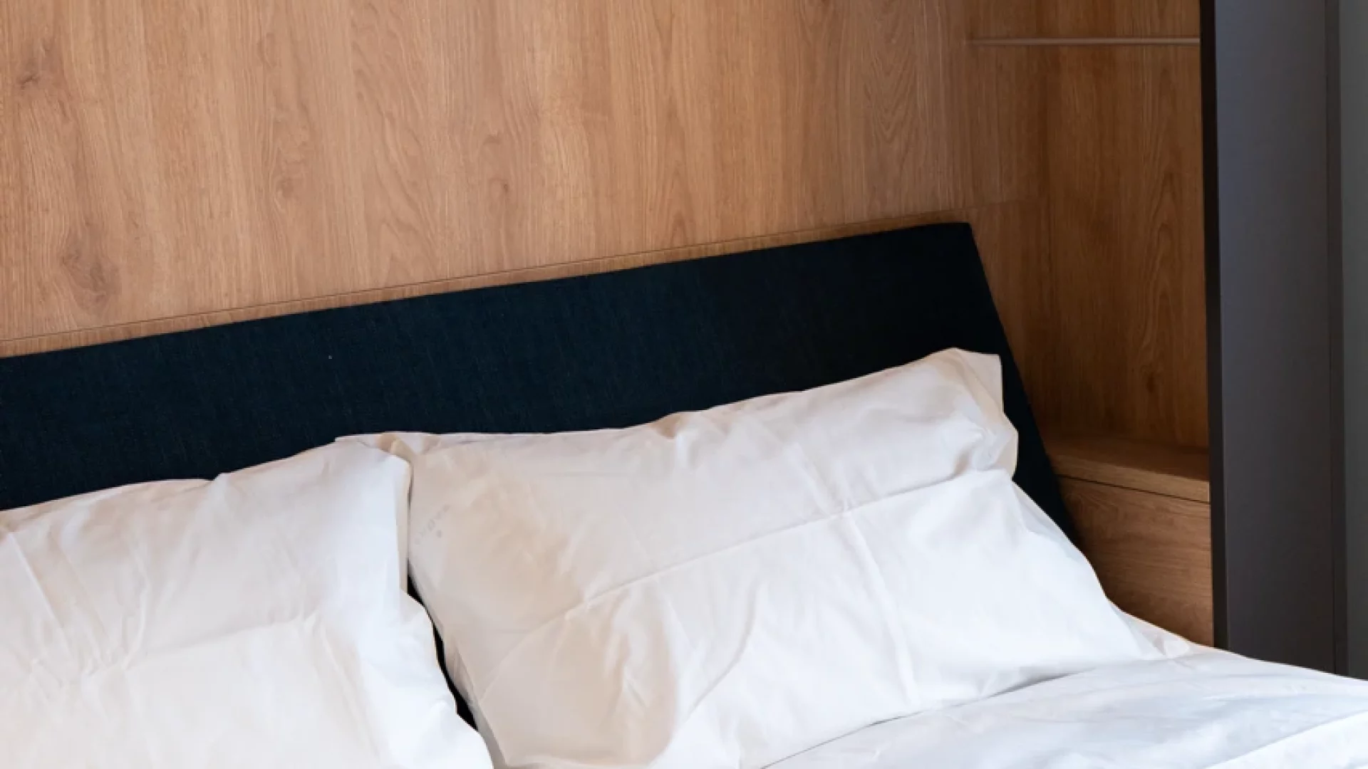 Corner Suite